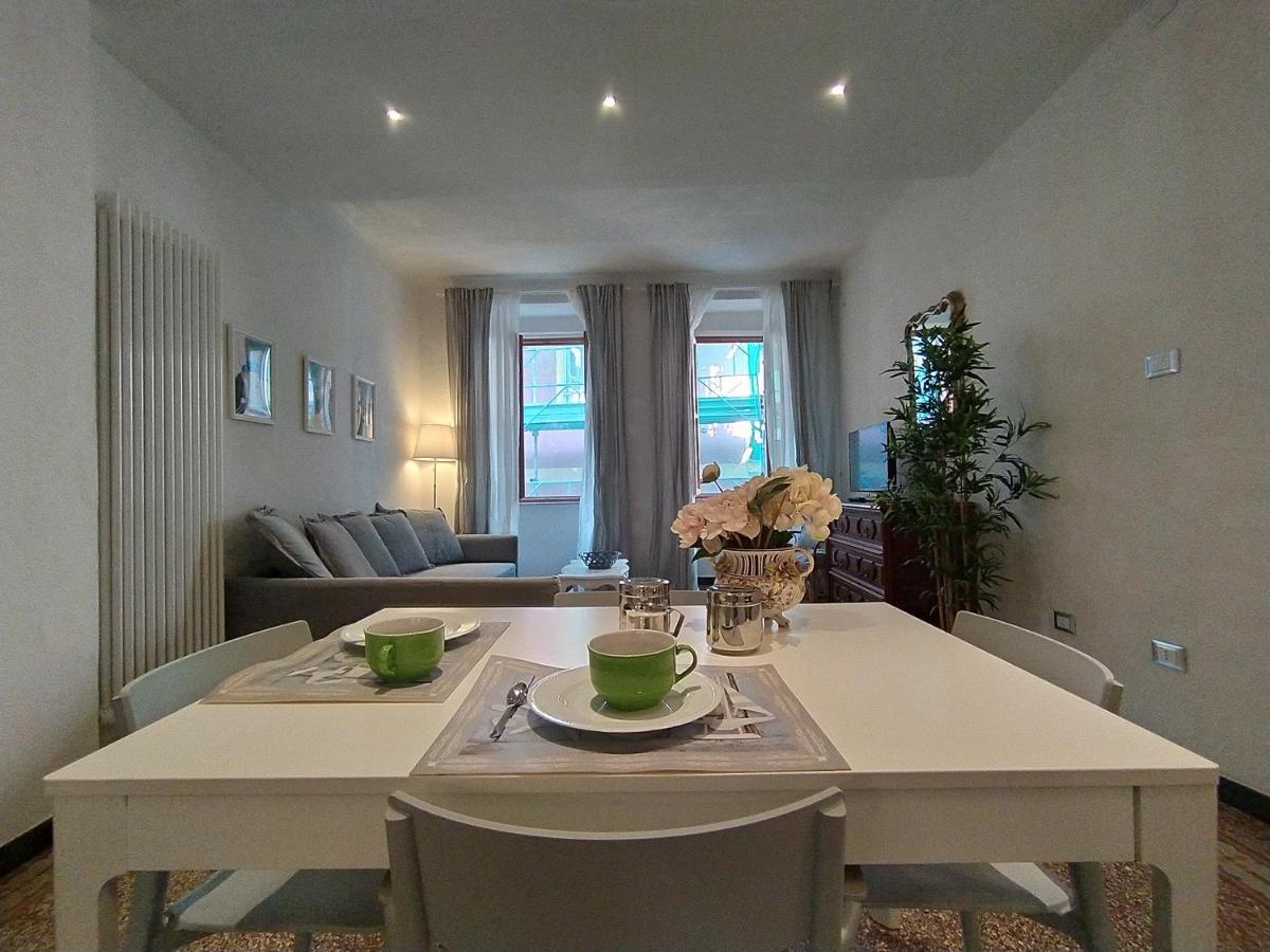 Апартаменти Rosanna House Вернацца Екстер'єр фото
